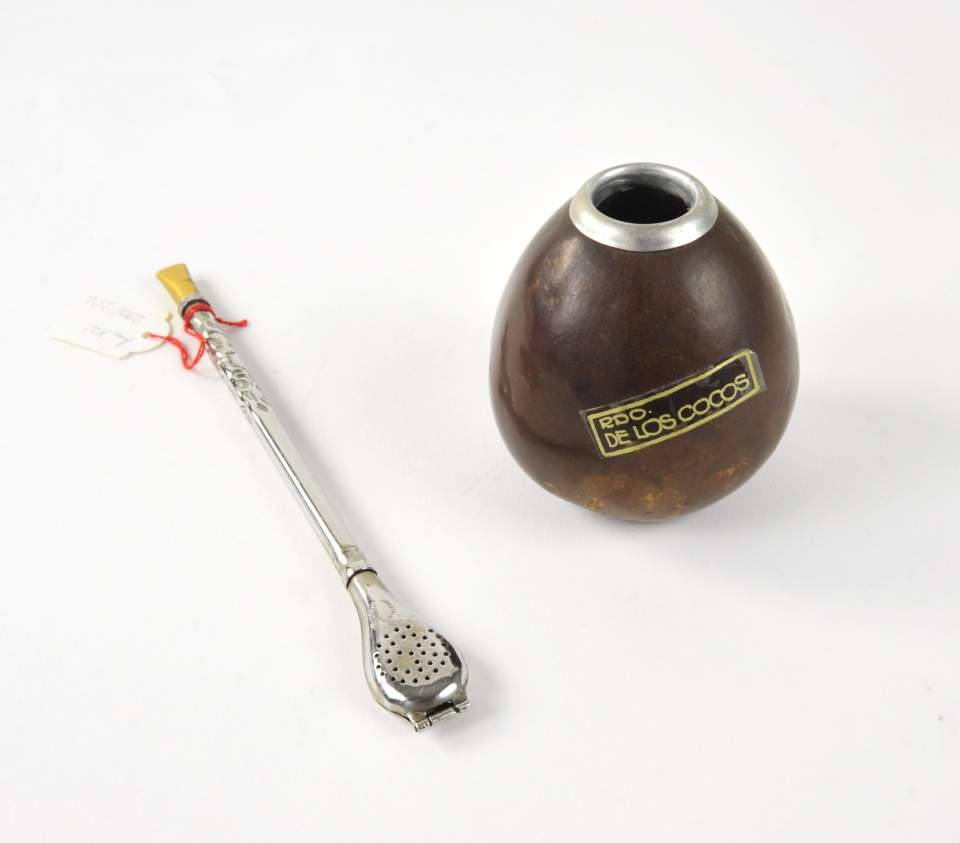 Mate-Trinkgefäss mit Trinkhalm Bombilla