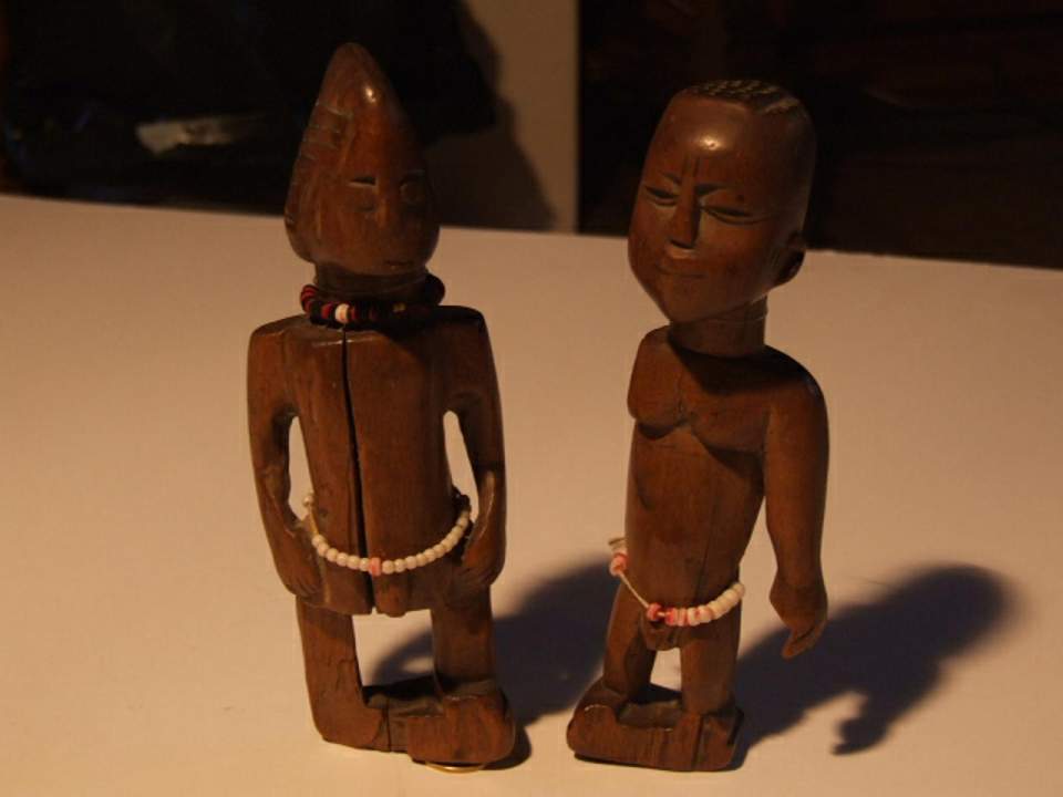 2 Figürchen ( Mann und Frau) 