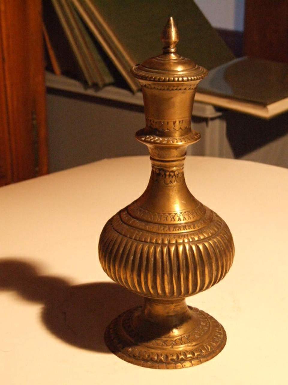 Kanne mit Deckel
