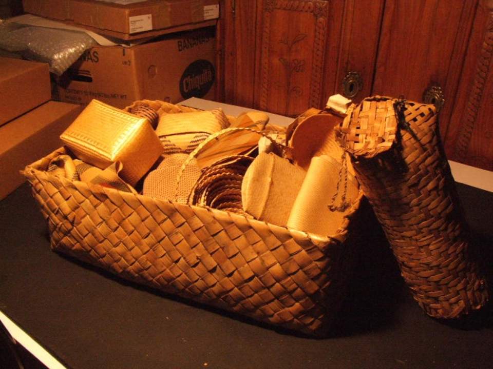 Philippinische Flechtarbeiten 