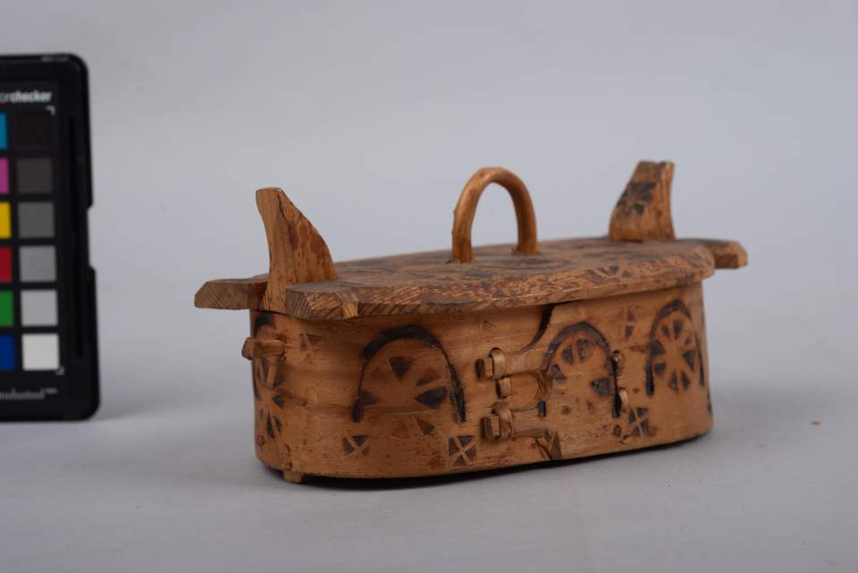 Holzdose