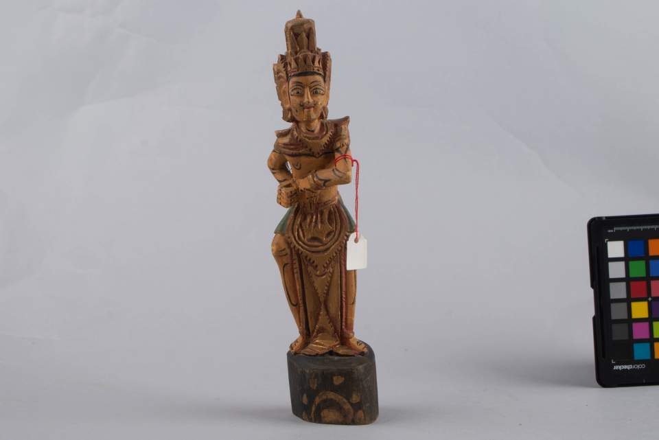Holzfigur