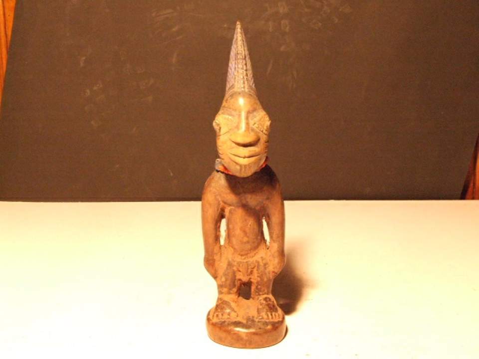 Holzfigur, Ibedji-Figur, männlich, Zwillingsfigur