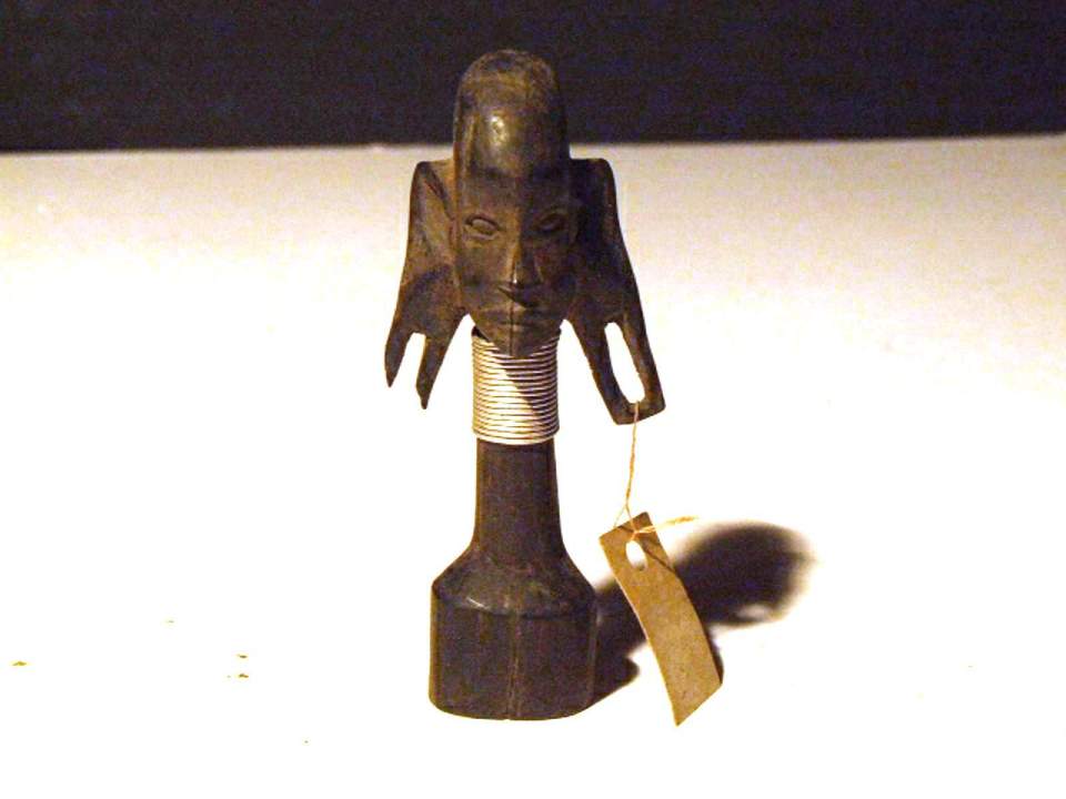 Holzfigur, Kopf