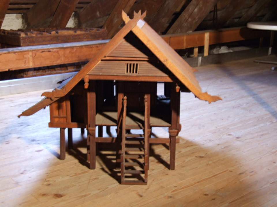 Hausmodell der Molukken