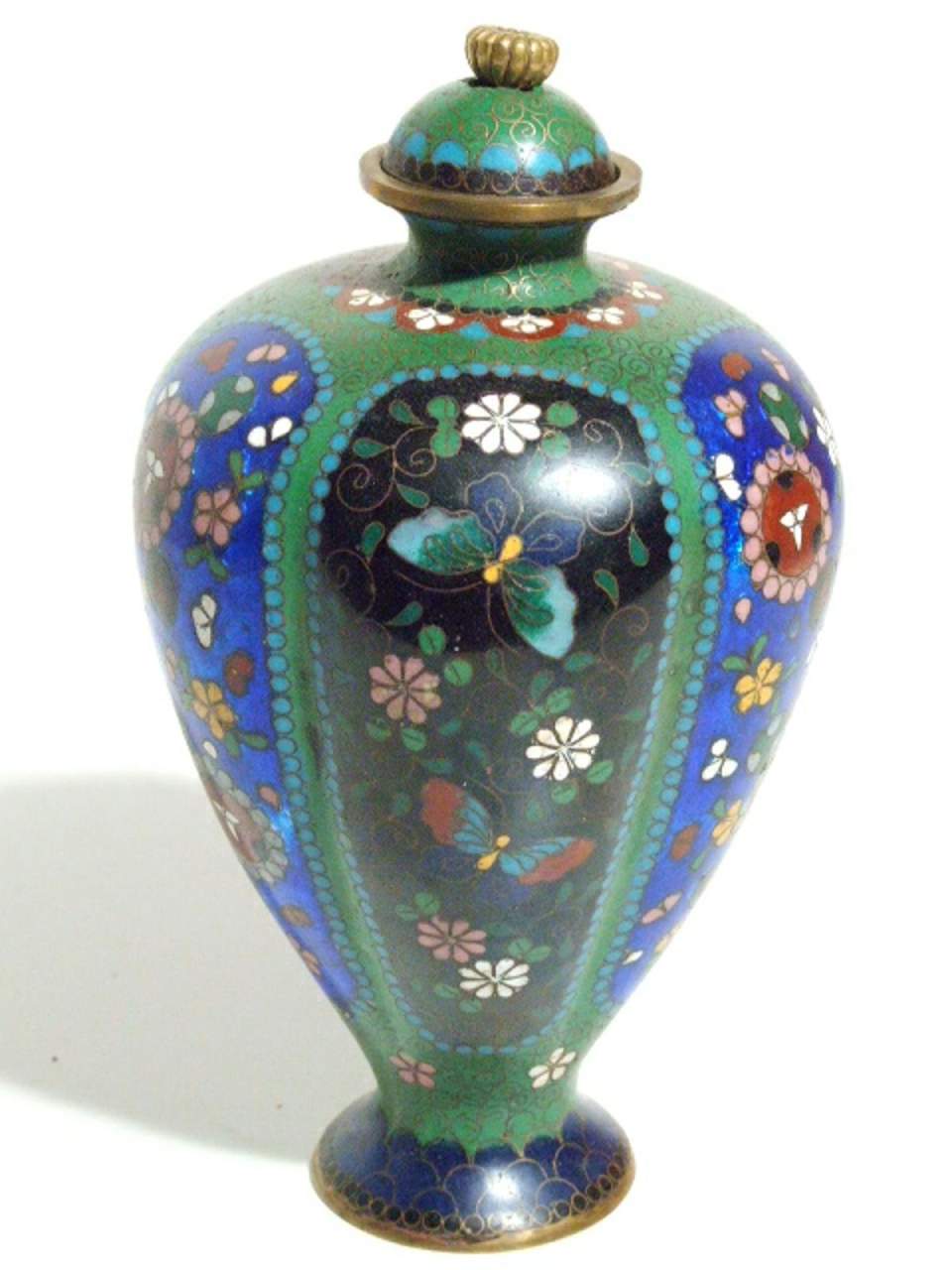 Vase mit Deckel