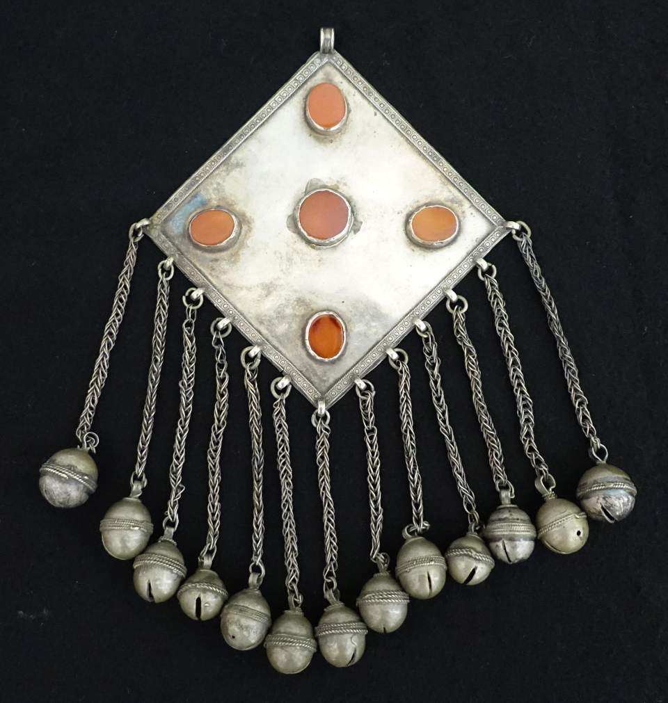 Brustschmuck, Brustplatte