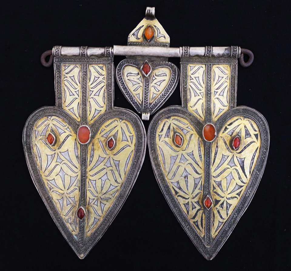 Rückenschmuck 