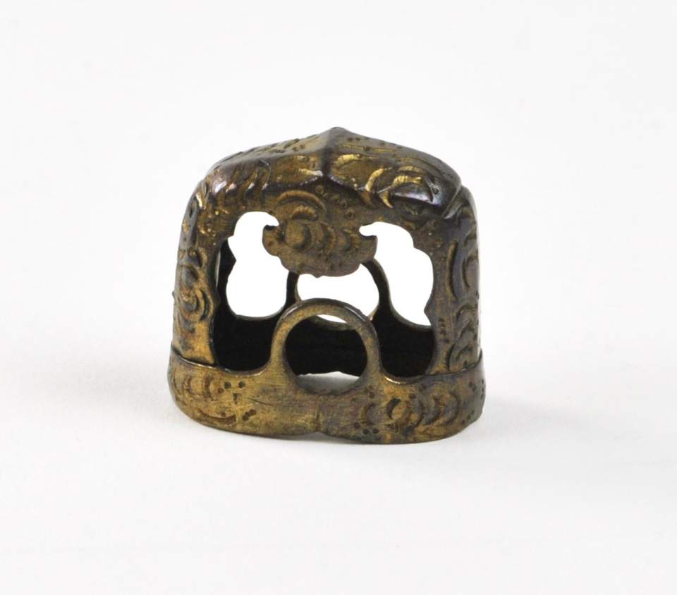 Kashira, Teil der Schwertgriffmontierung 