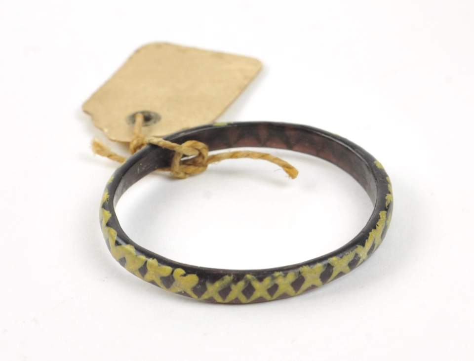 Armring aus Schellack