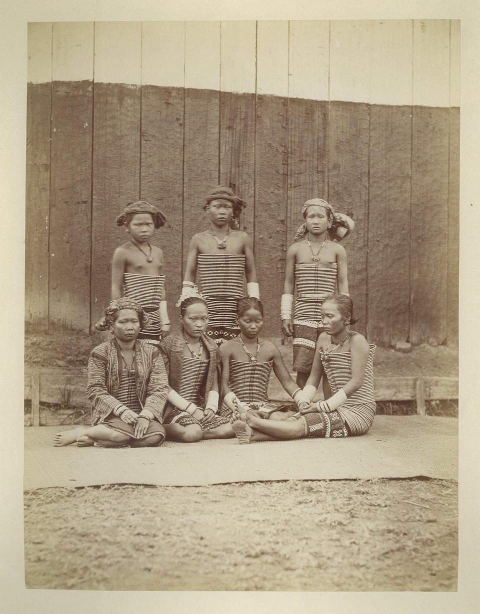 Fotografie Frauen der Dayaks