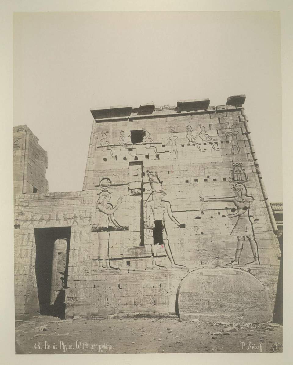 Fotografie Philae grosser Tempel 2. Säulenwand