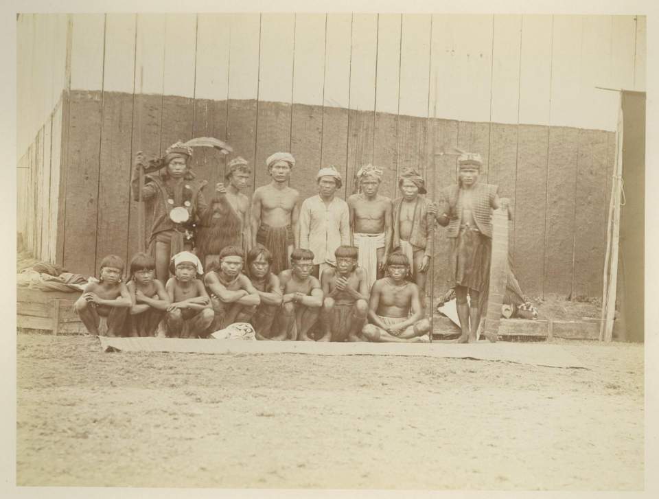 Fotografie Gruppe mit 15 Malano Diaks