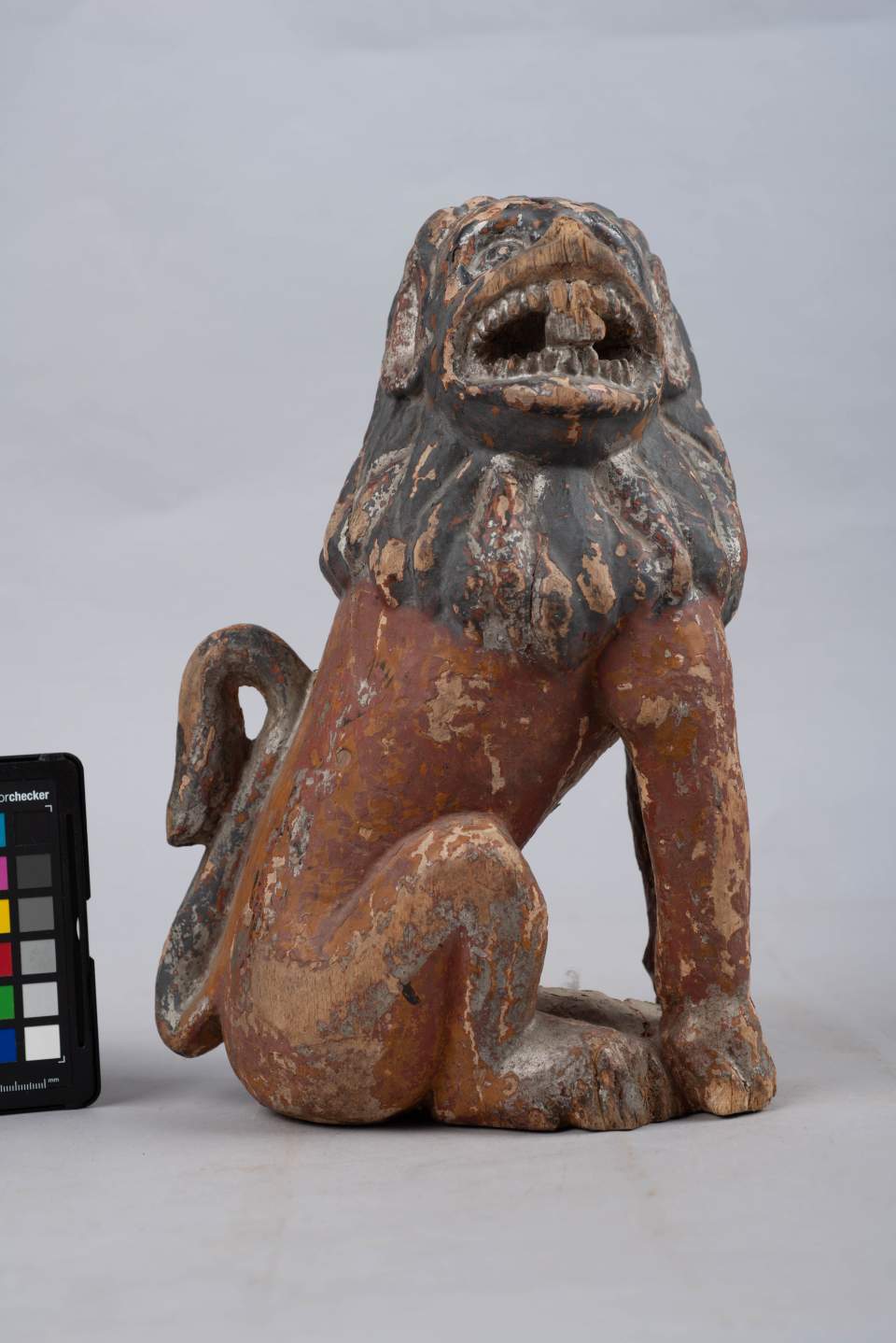 Löwenfigur Komainu 