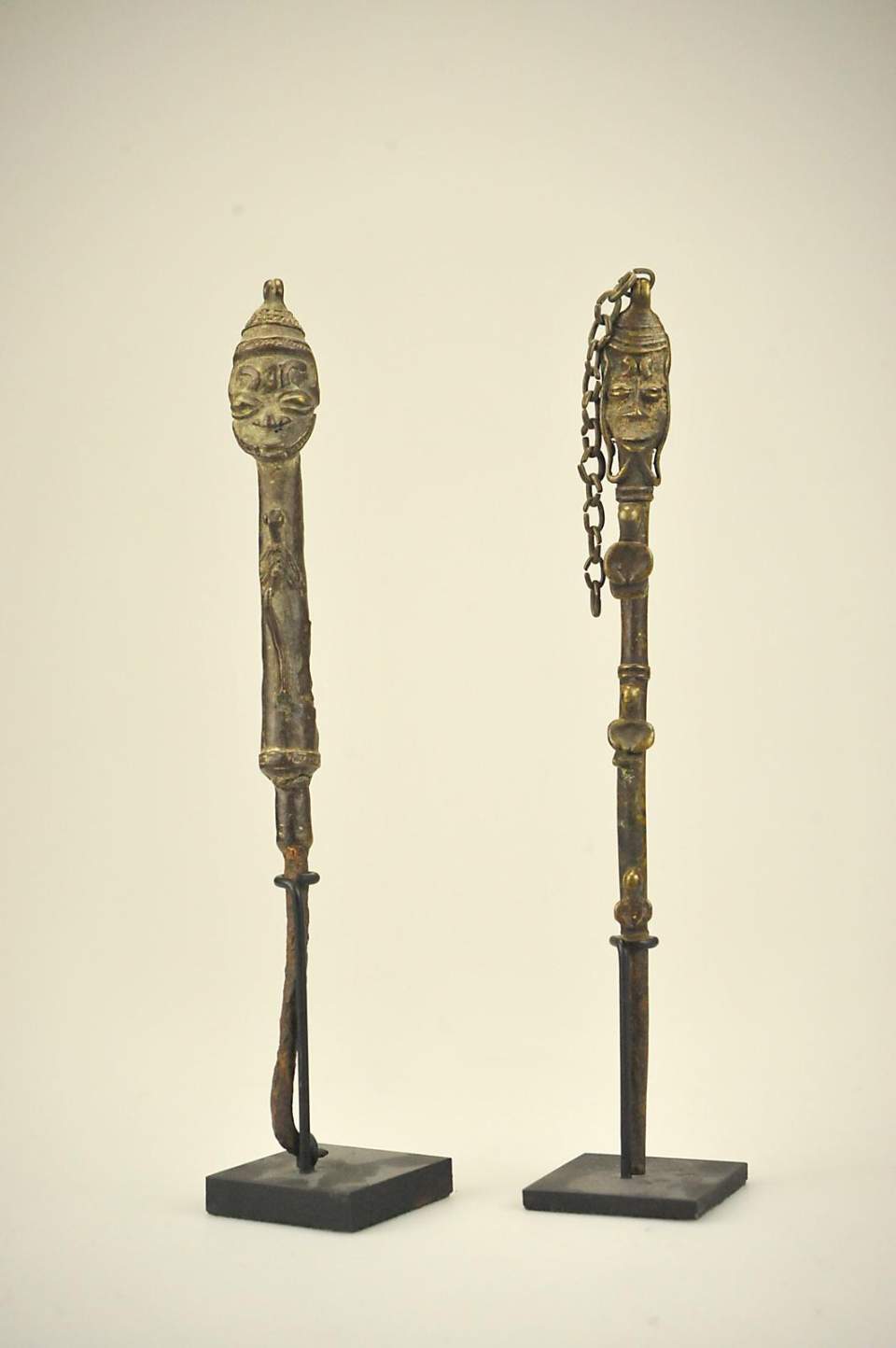 Zwillinge, Statuen, edan-Figuren