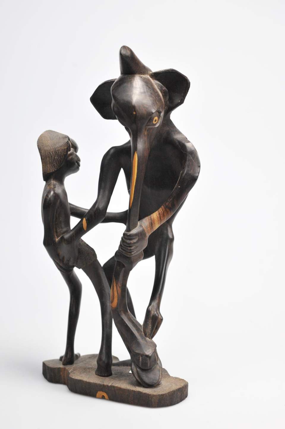 Hölzerne Geisterfigur Shetani