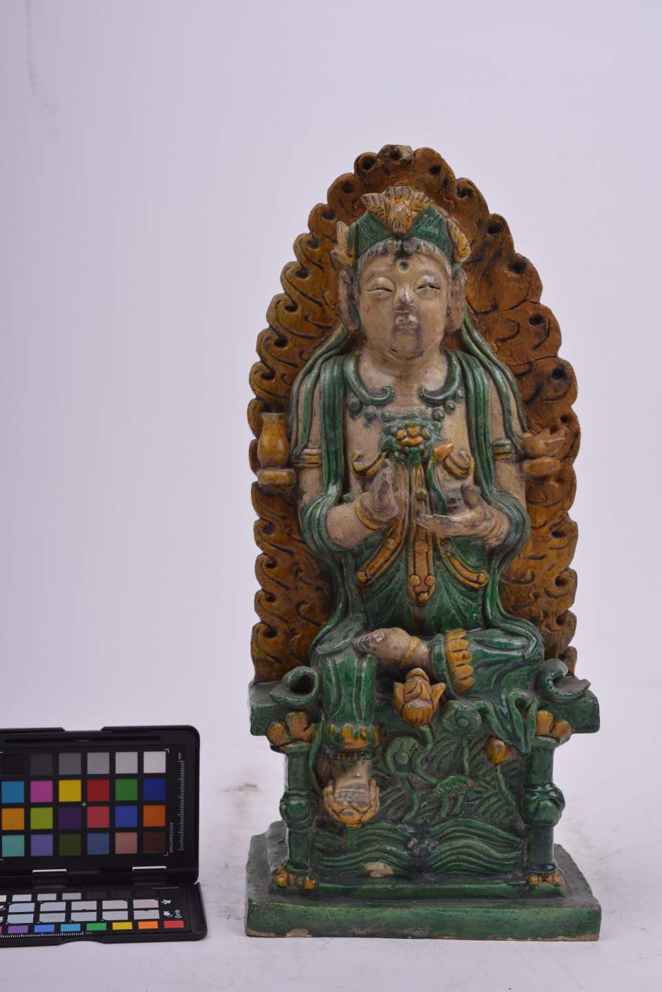 Buddha-Figur, Figur-Kuan-shih-yin, skt. Avalokitesvara