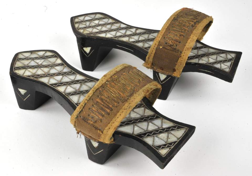 Holz-Sandalen 