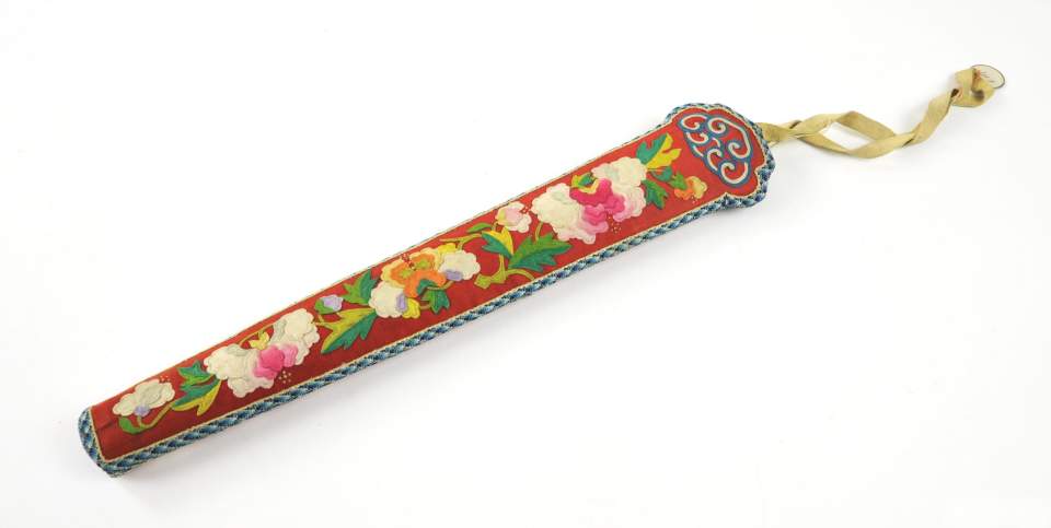 Fächer im Etui