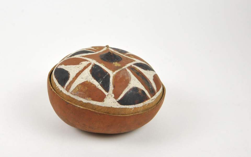 Kalebasse mit Deckel