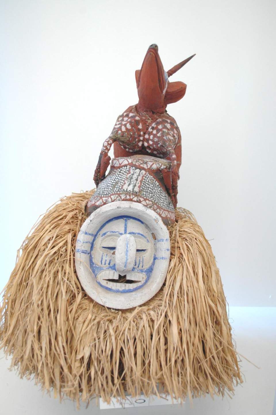 Maske der Bayaka,  Aufsatzmaske mit Tierbekrönung