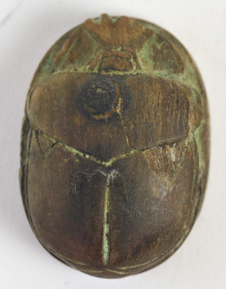 Gedenkskarabäus des Pharaos Amenophis III. Neb-maa-re (1402-1364 v.Chr.)