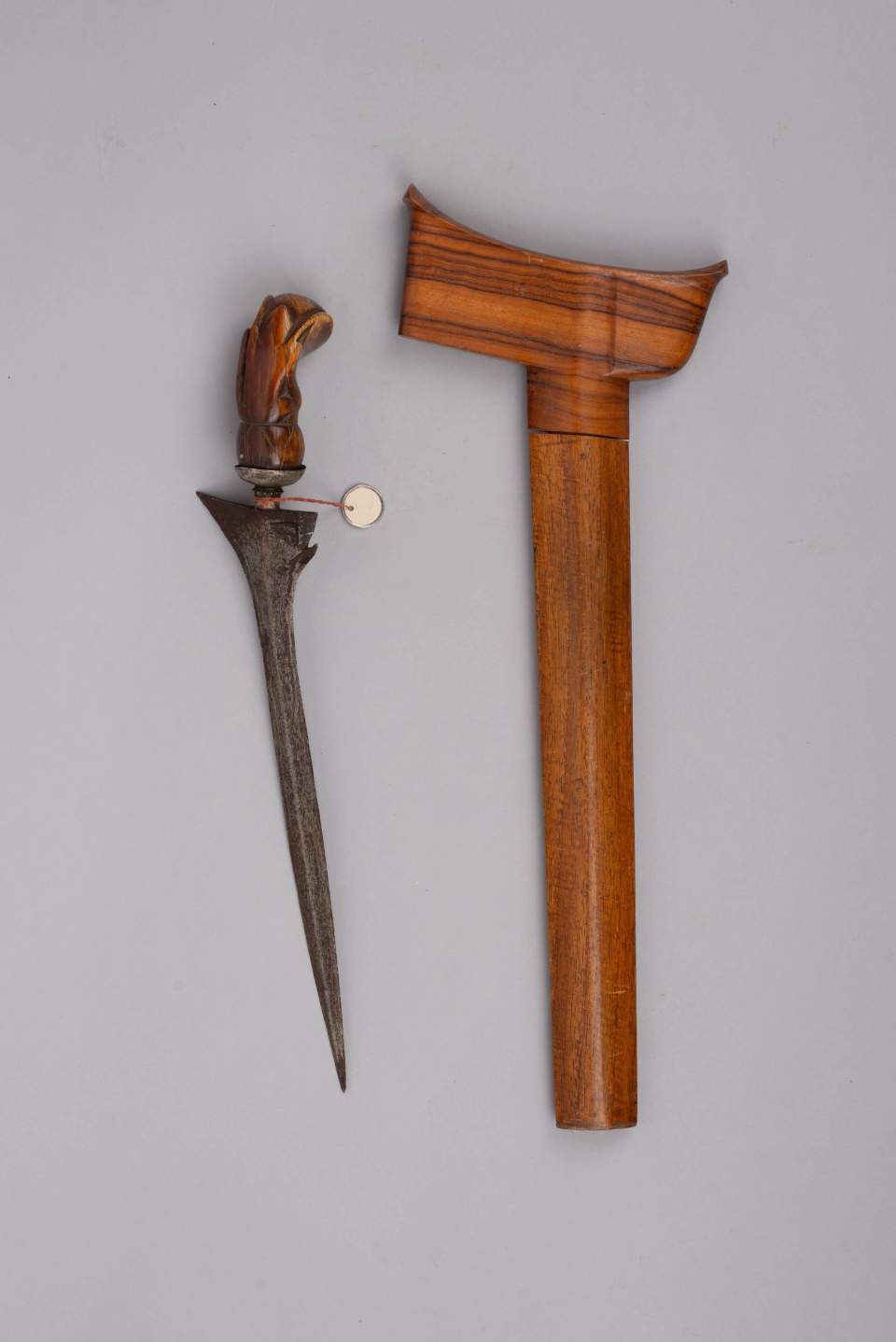 Keris mit Scheide, Dolch