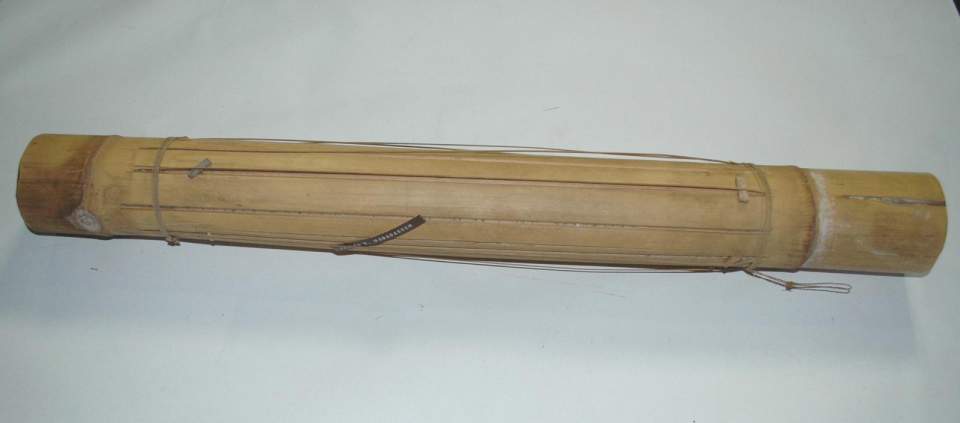Musikinstrument "Valiha"