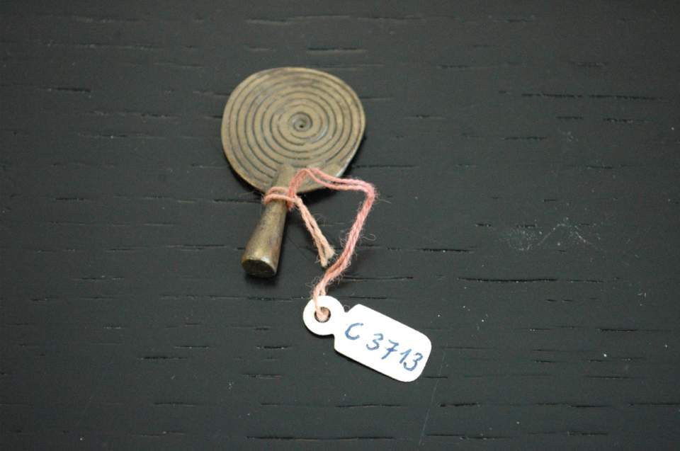 Goldgewicht Spirale an Stab