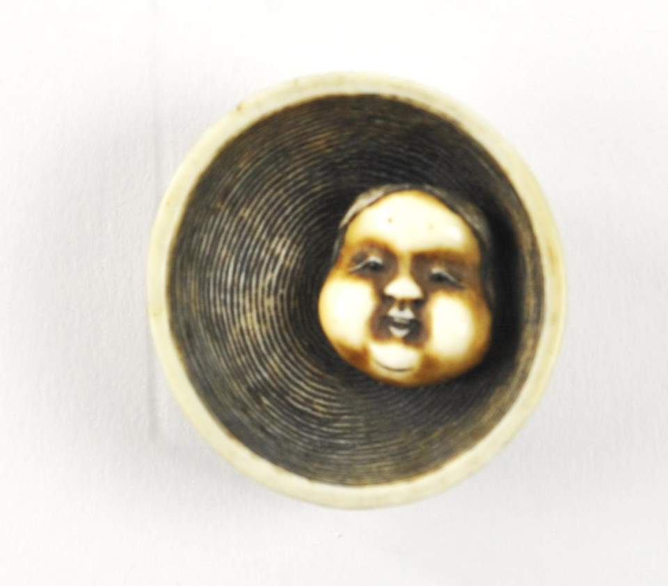Netsuke-Kurawa
