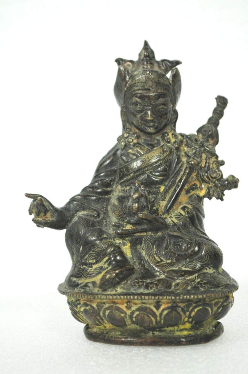 Buddha Statue Padmasambhava