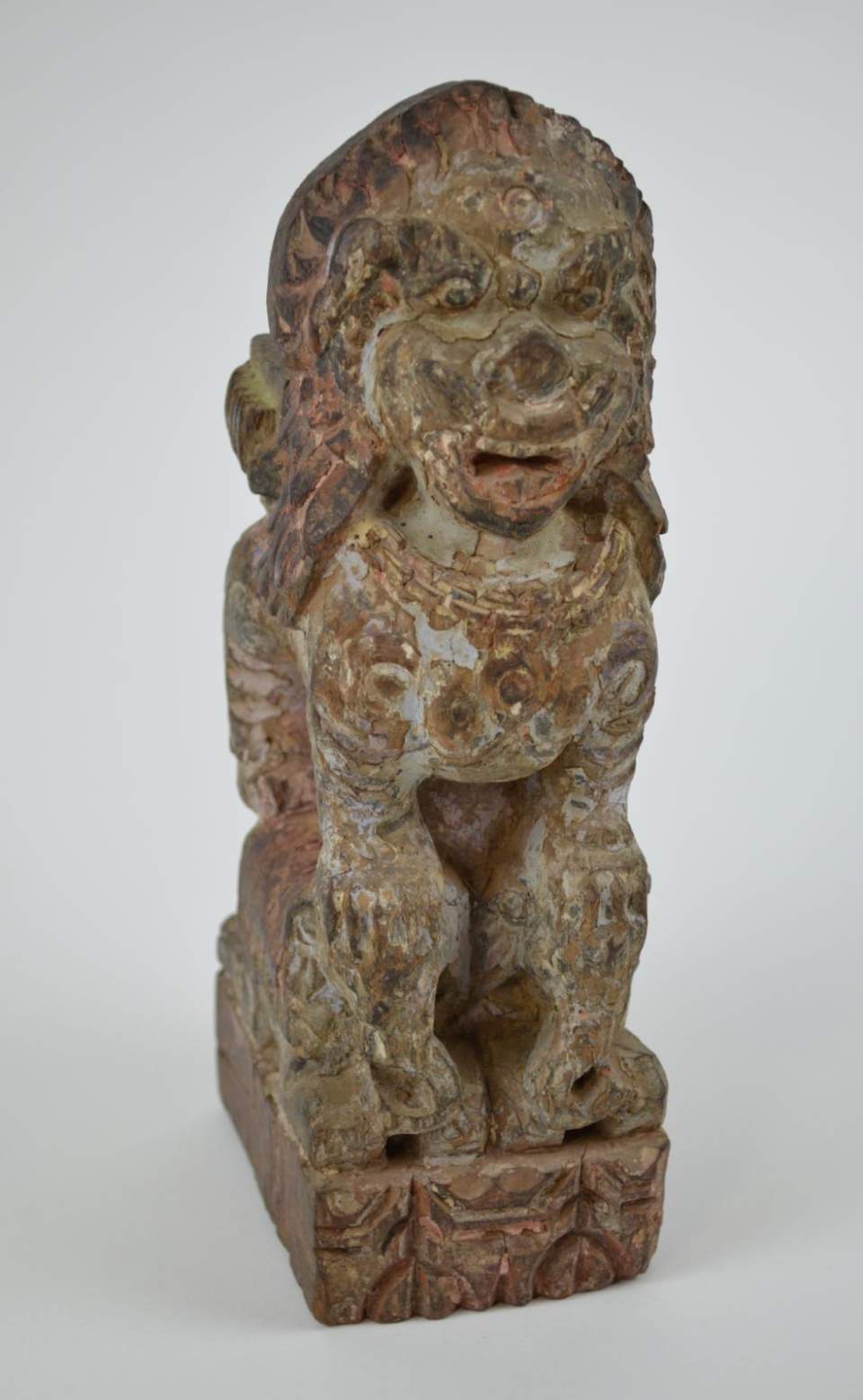 Löwenskulptur
