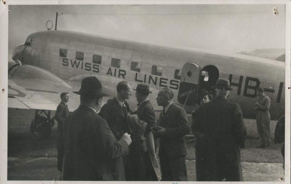 Ansichtskarte, Walter Mittelholzer auf dem Flugplatz Altenrhein