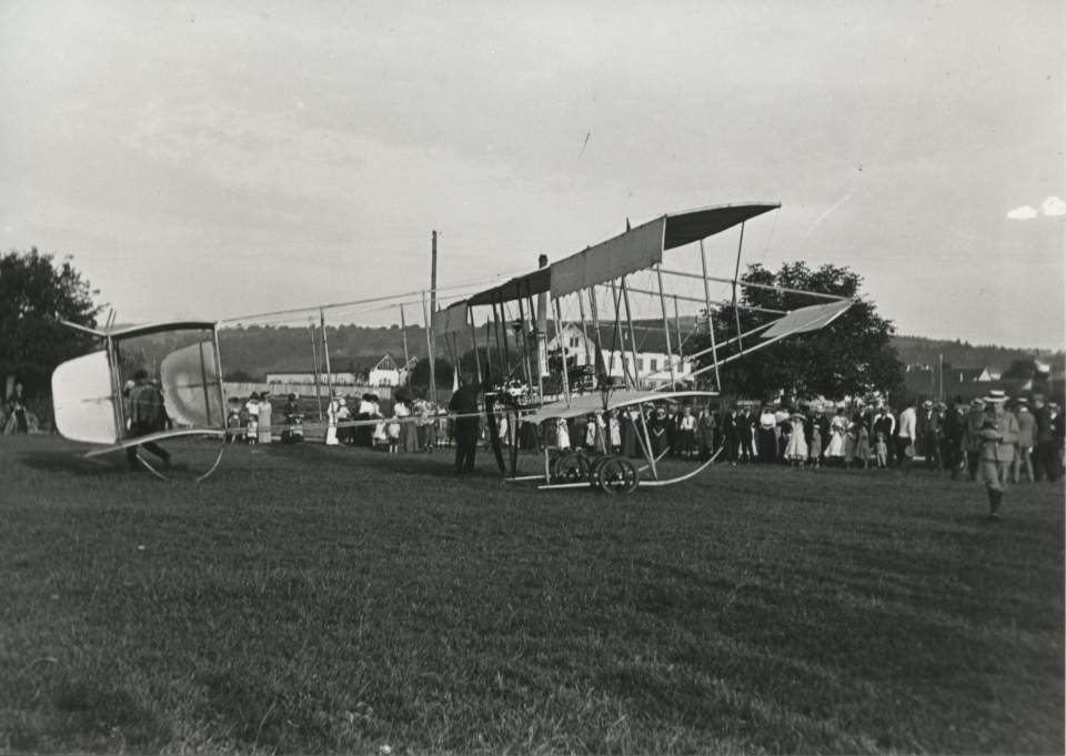 Foto Doppeldecker Flugzeug von Henri Kunkler