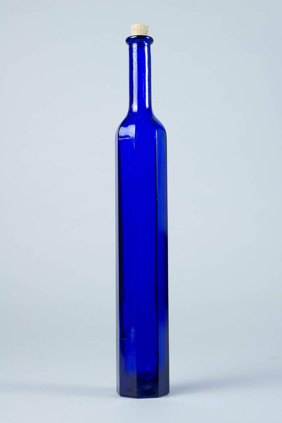 Sammlung von blauem Glas
