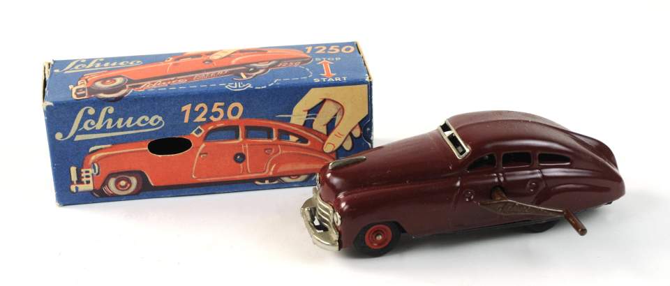 Schuco Modellauto 1250 mit Aufziehmechanismus