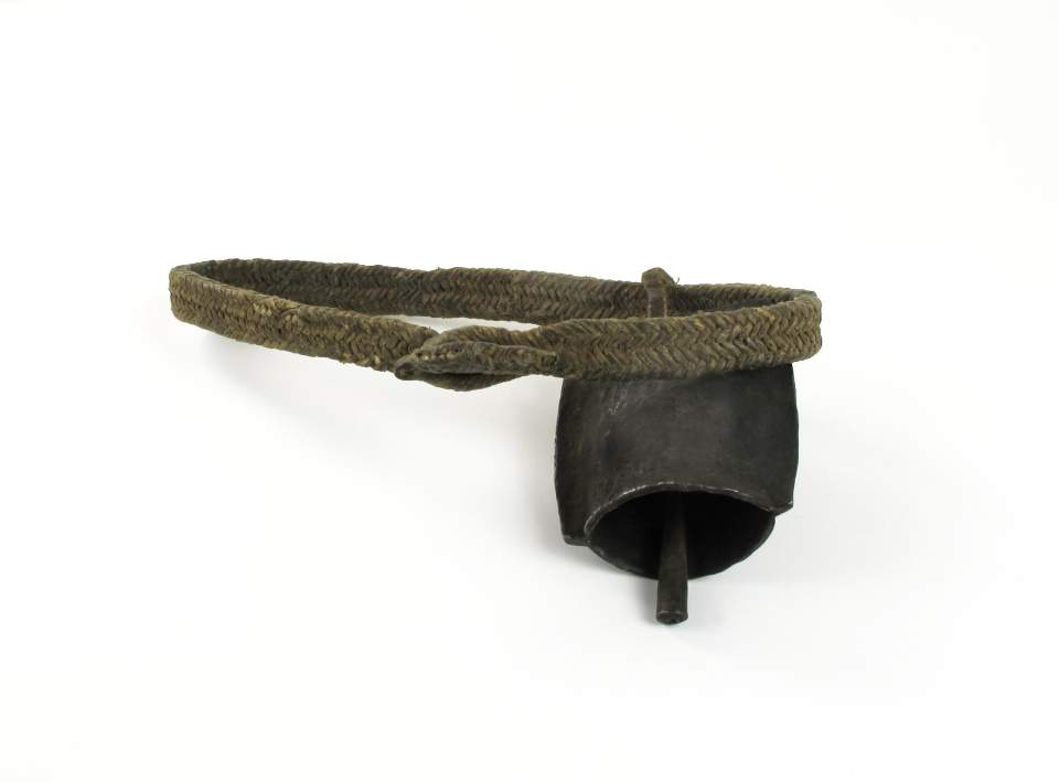 Glocke mit Halsband