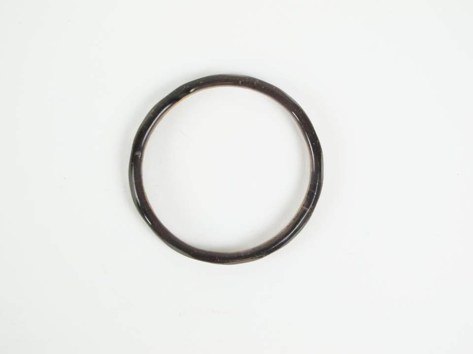 3 Armbänder aus Glas