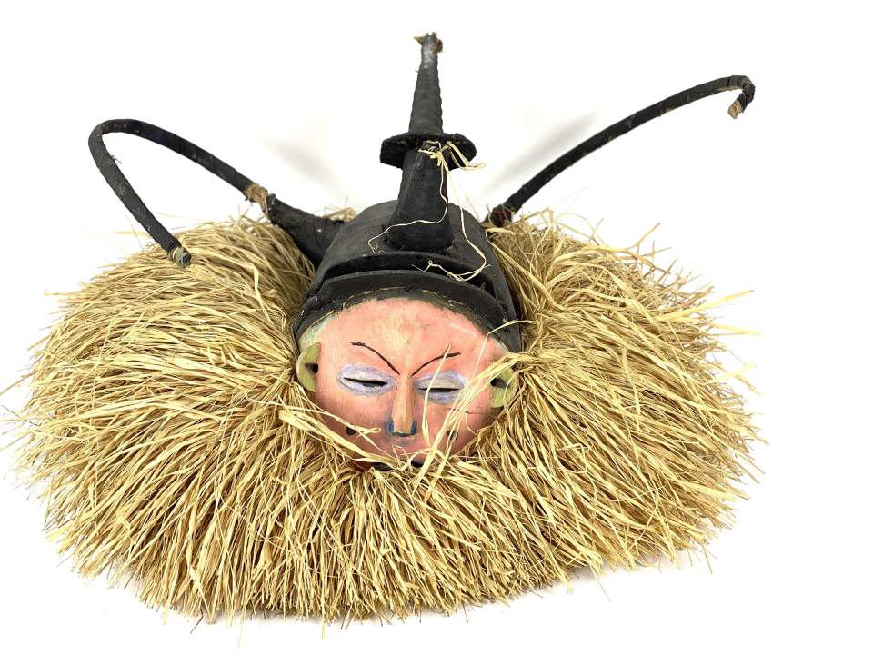 Maske, Tanzmaske "Mbala" oder "Kholuka"