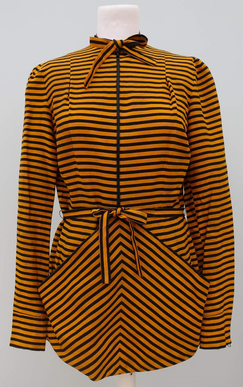 Bluse von Agnes Stauss-Rhomberg, Damen-Oberteil