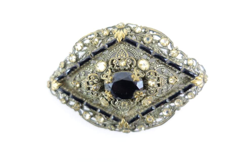 Schürzenrose in Rautenform, Silberfiligranschmuck, Trachtenschmuck
