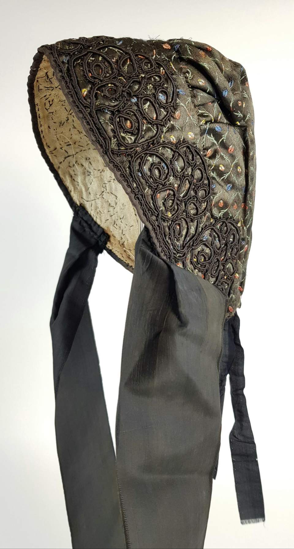 Trachtenhaube