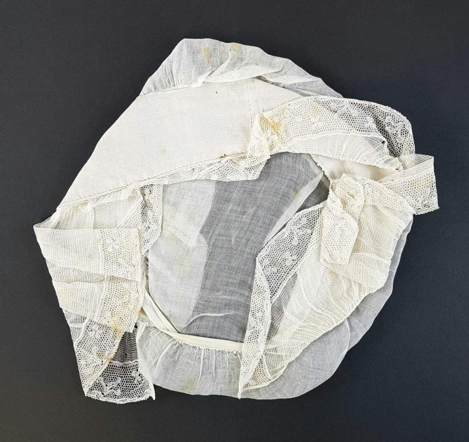 Dusette, Damenhaube