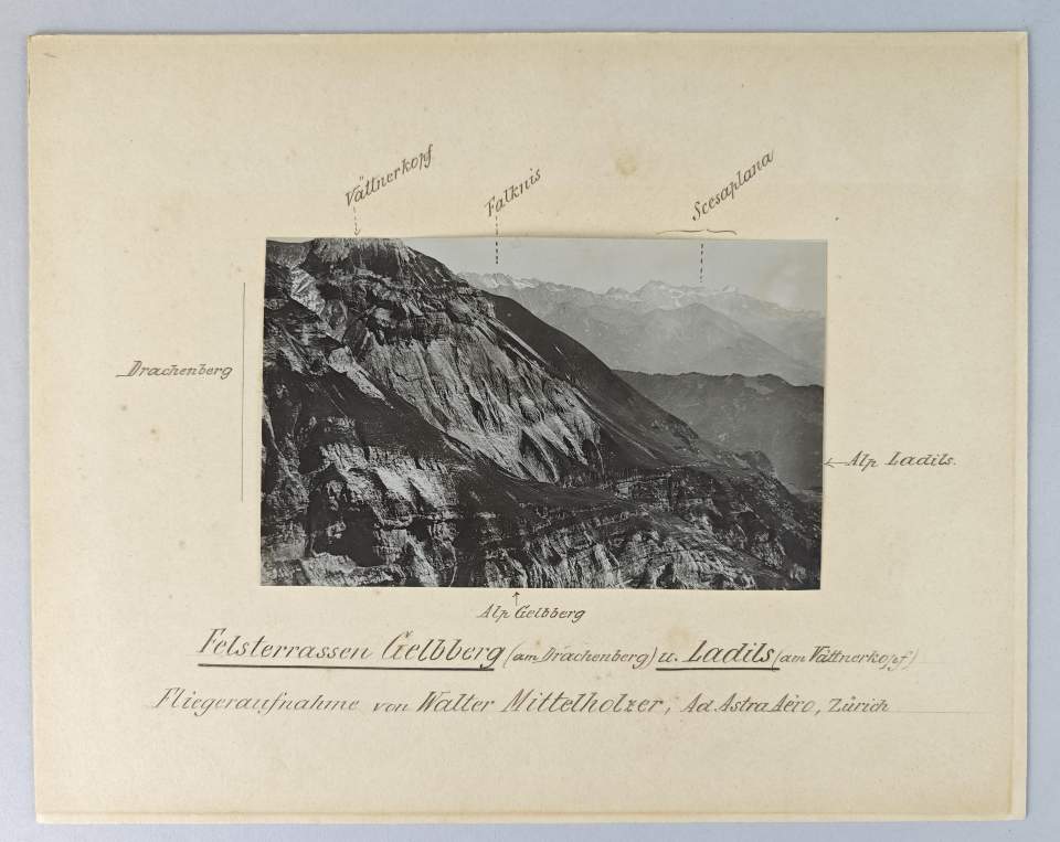 Luftaufnahme Gelbberg