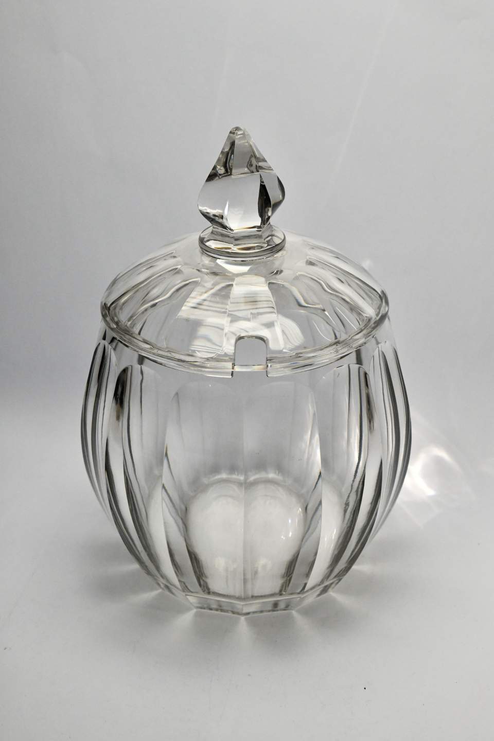 Glasbowle mit Deckel