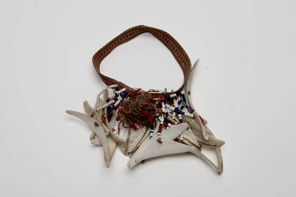 Schmuck, Armrassel ?, Fussrassel ? 