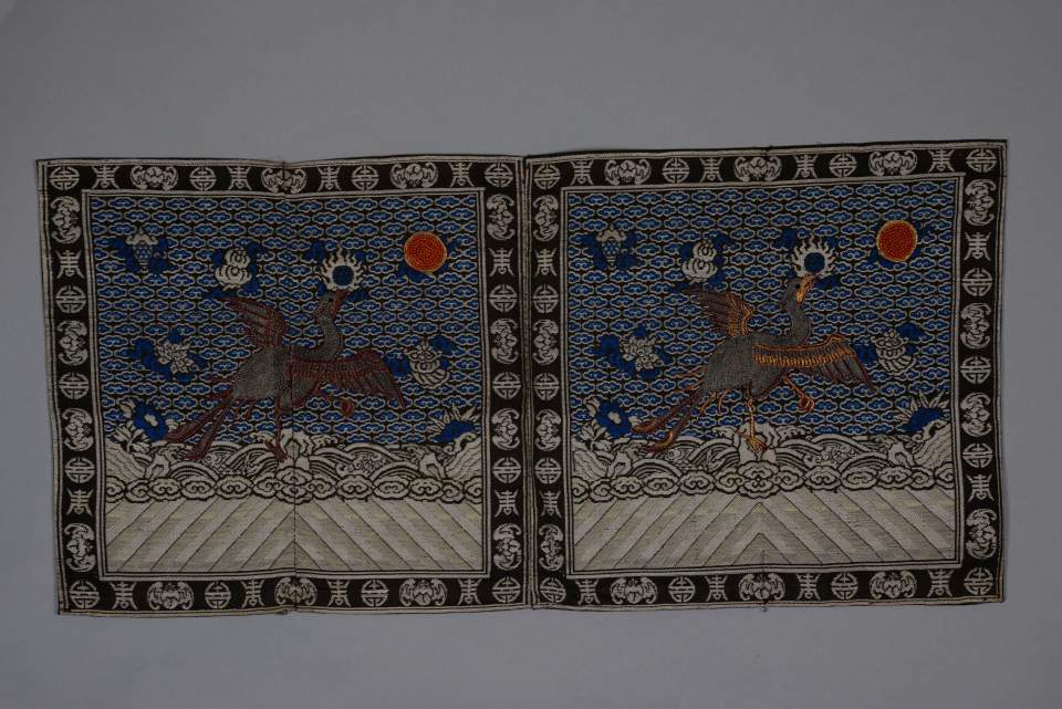 Zwei Rangabzeichen für Zivilbeamte mit Fasan