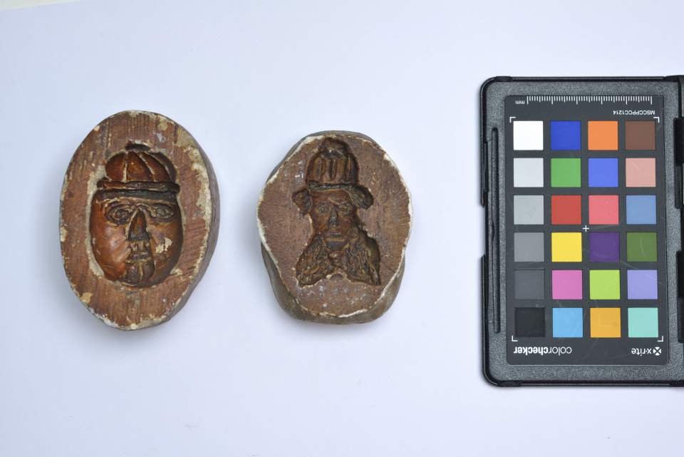 Gebäckmodel mit Gesichtern der Konditorei Burkart in St.Gallen