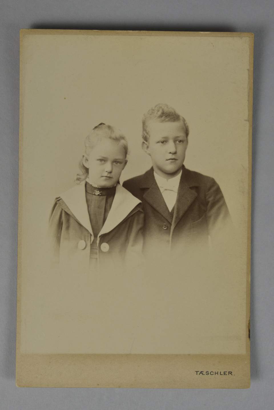 Fotografie, Porträt von Walter Gröbly und seiner Schwester Friedel