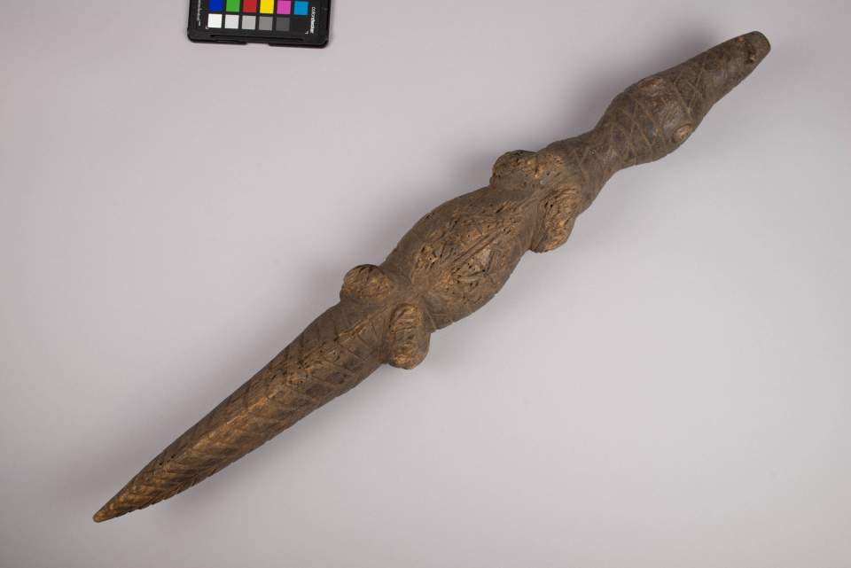Holzfigur Korkodil
